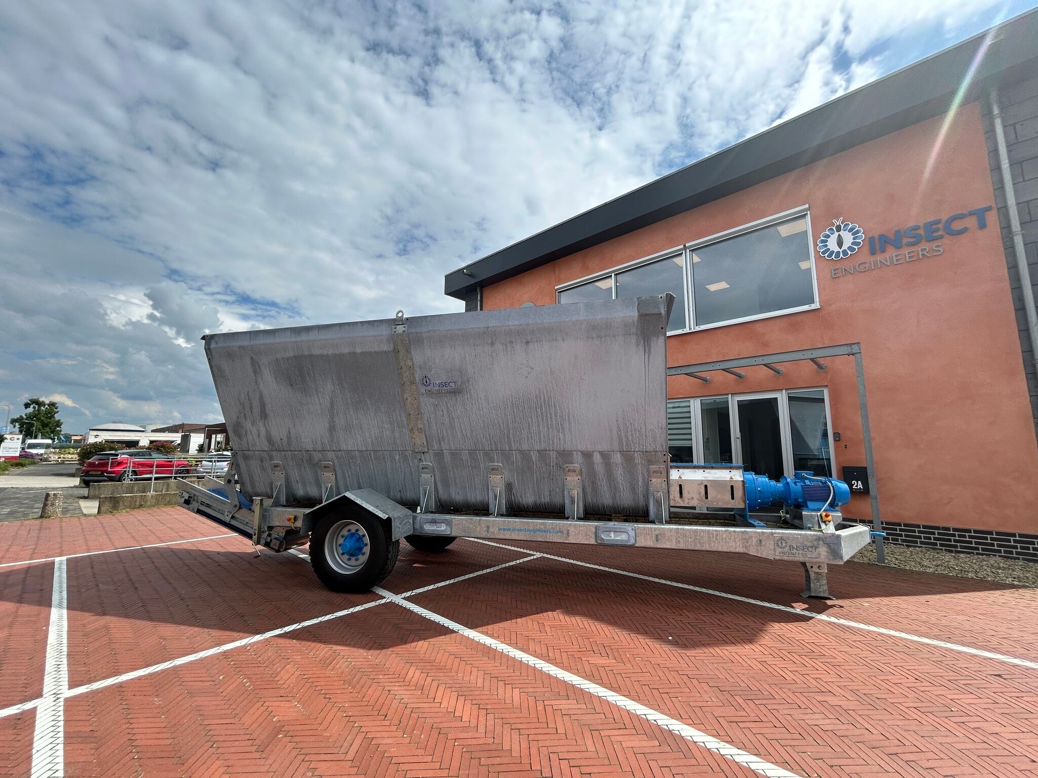 Commercial BSF farm feedstock transport equipment